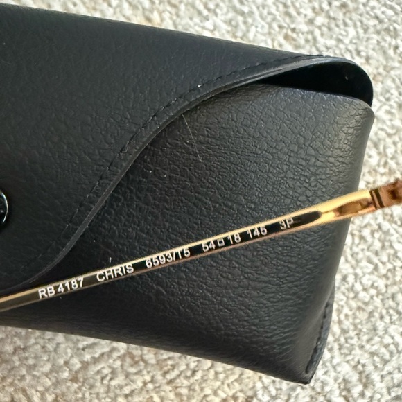 Ray-Ban Tortoise Shell Sunglasses with Black Case main image 6